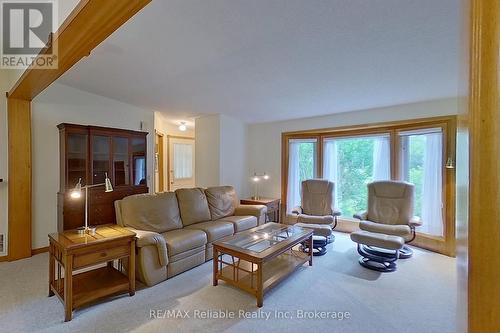 117 Tamarack Drive, Central Huron (Goderich), ON - Indoor Photo Showing Living Room