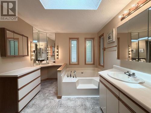 117 Tamarack Drive, Central Huron (Goderich), ON - Indoor Photo Showing Bathroom