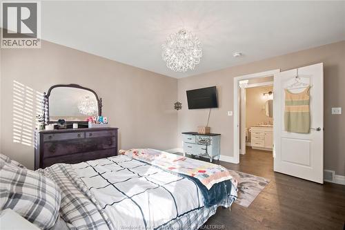 6 Joaney Lane, Cottam, ON - Indoor Photo Showing Bedroom
