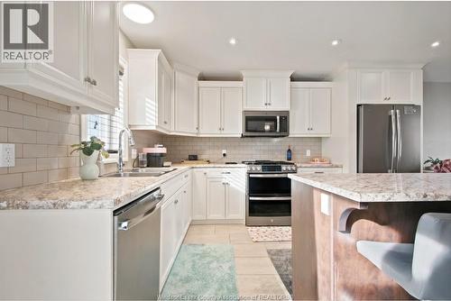 6 Joaney Lane, Cottam, ON - Indoor Photo Showing Kitchen With Double Sink With Upgraded Kitchen