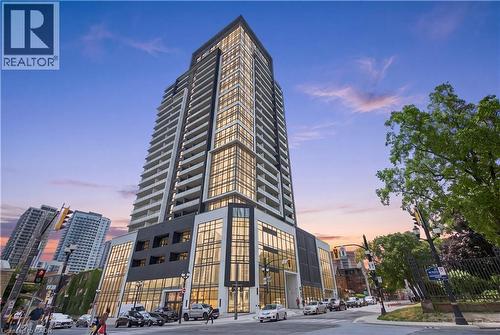 15 QUEEN Street S Unit# 1302  Hamilton, ON L8P 0C6