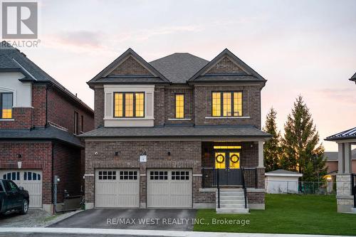 24 HANTON CRESCENT  Caledon, ON L7E 2M3