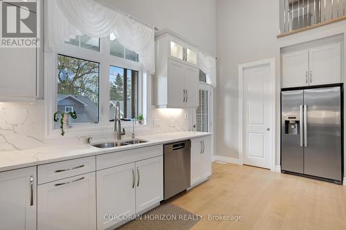 305 Blair Creek Drive, Kitchener, ON - Indoor Photo Showing Kitchen With Double Sink With Upgraded Kitchen