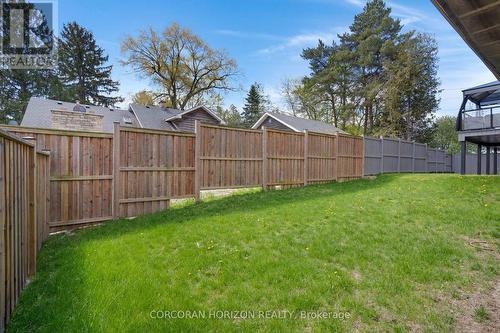 305 Blair Creek Drive, Kitchener, ON - Outdoor