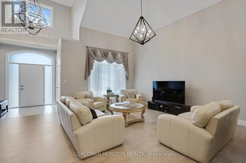 305 Blair Creek Drive, Kitchener, ON - Indoor Photo Showing Living Room