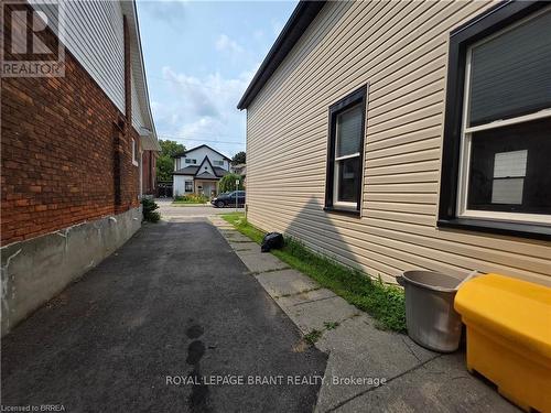 109 Sydenham Street, Brantford, ON - Outdoor With Exterior