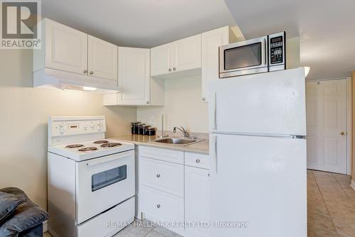 Bsmt - 97 Maple Ridge Crescent, Markham, ON - Indoor Photo Showing Kitchen