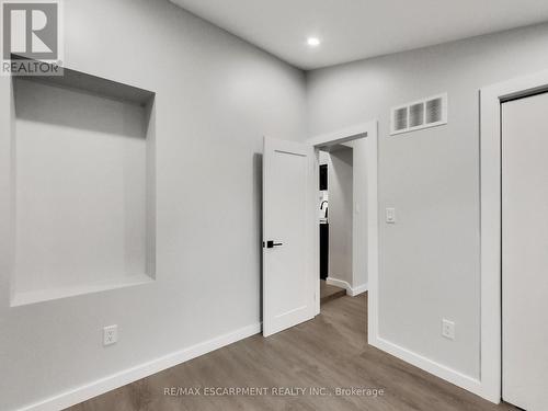67 Cope Street, Hamilton, ON - Indoor Photo Showing Other Room