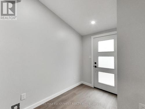 67 Cope Street, Hamilton, ON - Indoor Photo Showing Other Room
