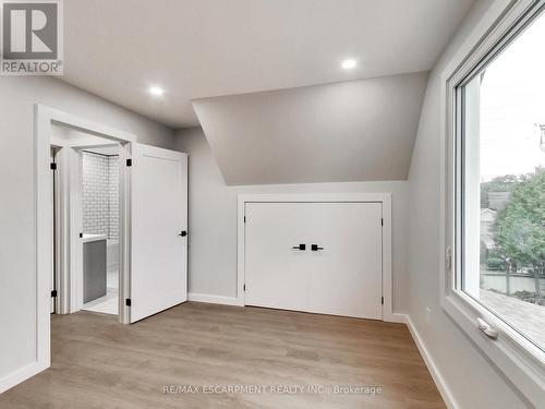 67 Cope Street, Hamilton, ON - Indoor Photo Showing Other Room