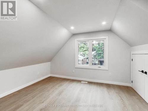 67 Cope Street, Hamilton, ON - Indoor Photo Showing Other Room