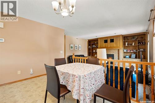 6112 Brunskill Place, Regina, SK - Indoor Photo Showing Dining Room