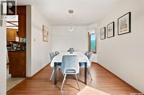 6112 Brunskill Place, Regina, SK - Indoor Photo Showing Dining Room