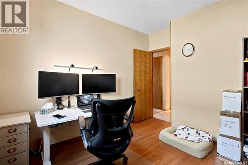 6112 Brunskill Place, Regina, SK - Indoor Photo Showing Office