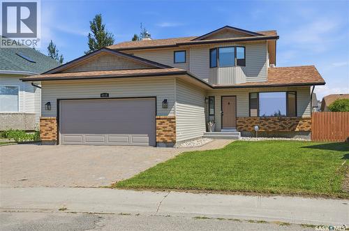 6112 Brunskill Place, Regina, SK - Outdoor