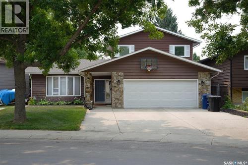 407 Chitek Crescent, Saskatoon, SK - Outdoor