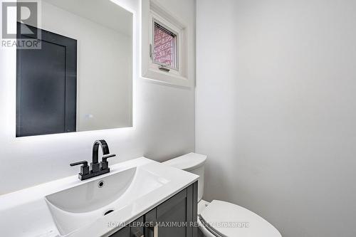 138 Jackman Crescent, Vaughan, ON - Indoor Photo Showing Bathroom