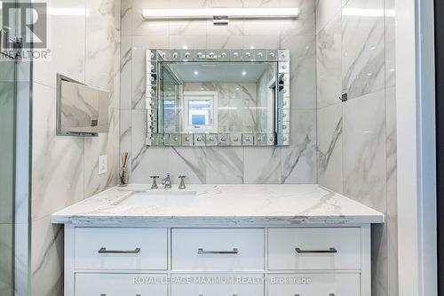 138 Jackman Crescent, Vaughan, ON - Indoor Photo Showing Bathroom