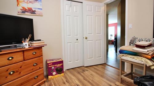 66-6400 Spencer Road, Kelowna, BC - Indoor