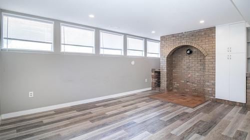 700 Matt Road, Kelowna, BC - Indoor Photo Showing Other Room