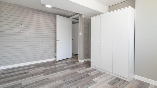 700 Matt Road, Kelowna, BC - Indoor Photo Showing Other Room