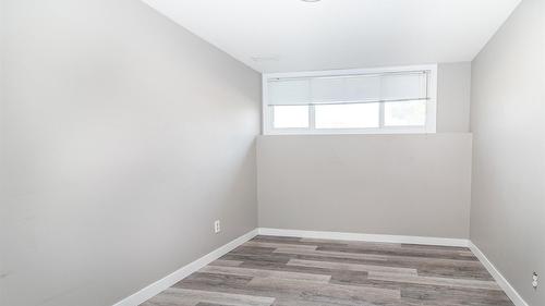 700 Matt Road, Kelowna, BC - Indoor Photo Showing Other Room