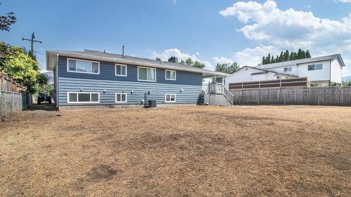 700 Matt Road, Kelowna, BC - Outdoor