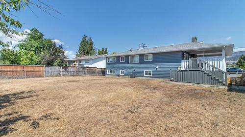 700 Matt Road, Kelowna, BC - Outdoor