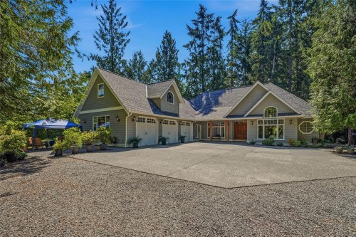 382 Dorset Rd, Qualicum Beach, BC 