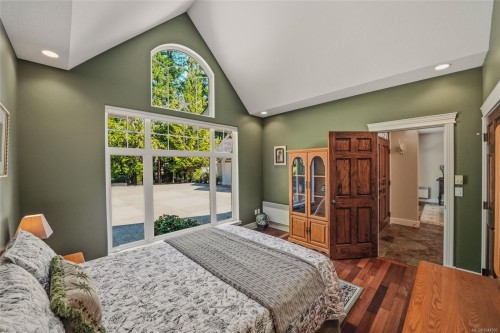 382 Dorset Rd, Qualicum Beach, BC 