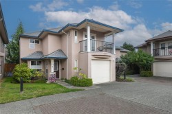 #107-720 Aspen Rd Comox, BC V9M 3Y4
