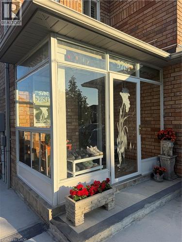 5781 SIDMOUTH Street  Mississauga, ON L5V 2K3