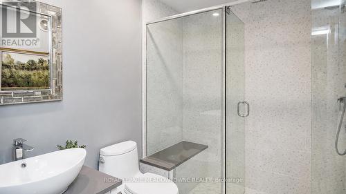 Full Bath on Main Floor - 5169 Wellington 125 Road, Erin, ON - Indoor Photo Showing Bathroom