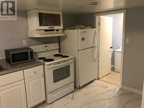 64 - 1563 ALBION ROAD , Toronto, Ontario M9V 1B2 5