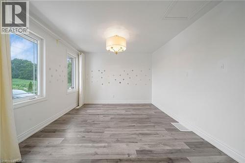 7332 Twenty Road E, Glanbrook, ON - Indoor Photo Showing Other Room