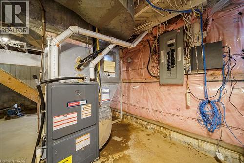 SmartPro furnace and ductwork system - 7332 Twenty Road E, Glanbrook, ON - Indoor Photo Showing Basement