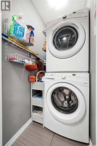 213 4002 Sandhill Crescent, Regina, SK - Indoor Photo Showing Laundry Room