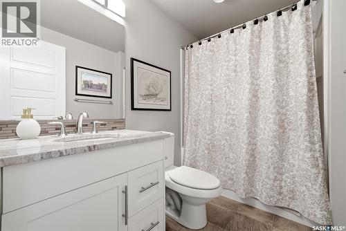 213 4002 Sandhill Crescent, Regina, SK - Indoor Photo Showing Bathroom