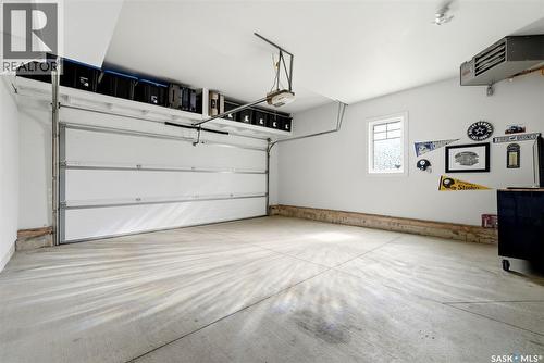 213 4002 Sandhill Crescent, Regina, SK - Indoor Photo Showing Garage