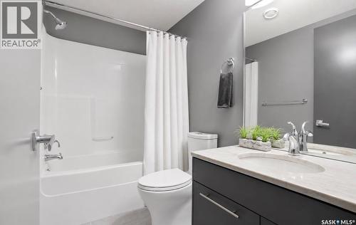 254 Whalley Crescent, Saskatoon, SK - Indoor Photo Showing Bathroom