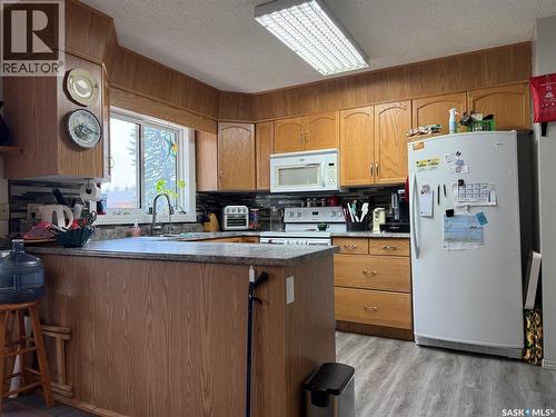 218 Rose Street, Lemberg, SK - Indoor Photo Showing Kitchen
