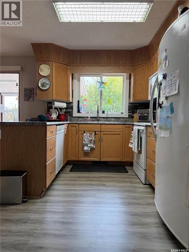 218 Rose Street, Lemberg, SK - Indoor Photo Showing Kitchen