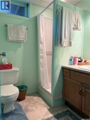 218 Rose Street, Lemberg, SK - Indoor Photo Showing Bathroom