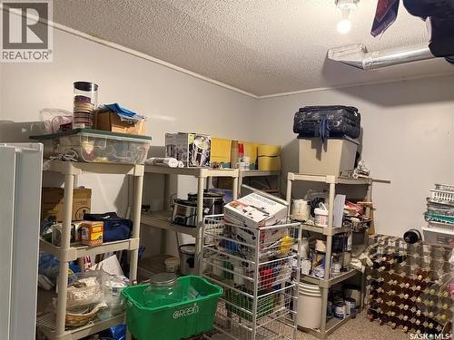 218 Rose Street, Lemberg, SK - Indoor