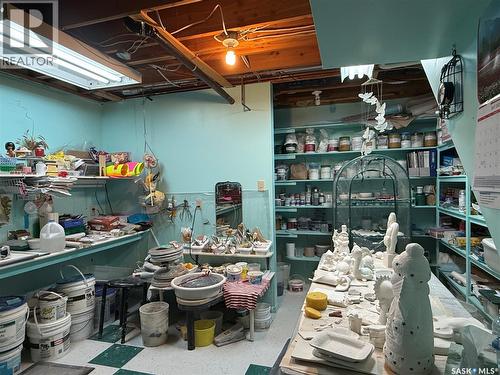 218 Rose Street, Lemberg, SK - Indoor