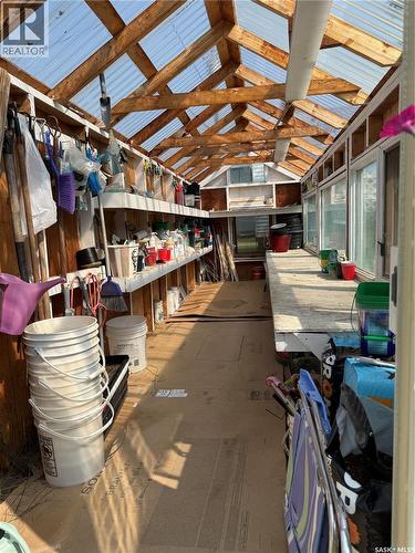 218 Rose Street, Lemberg, SK - Indoor