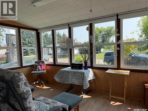 218 Rose Street, Lemberg, SK - Indoor