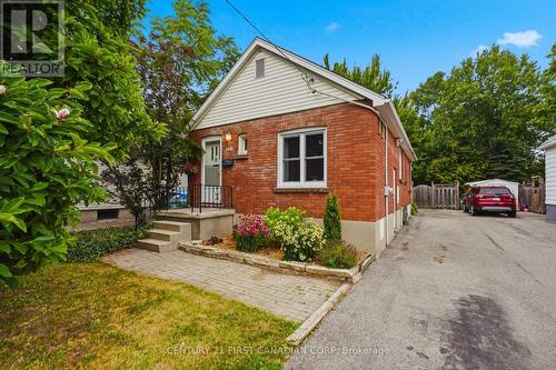 110 EMERY STREET E  London South (South F), ON N6C 2E1