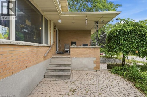 101 Crosby Drive, Kitchener, ON - Outdoor With Exterior