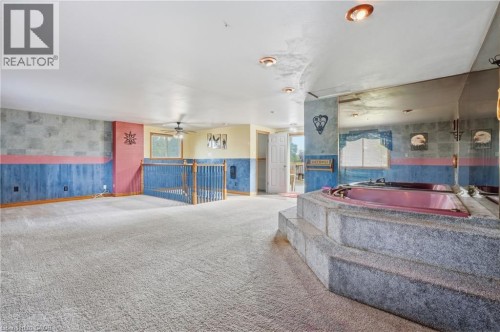 101 Crosby Drive, Kitchener, ON - Indoor